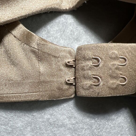 Victoria Secret Push Up Bra Size 32C Beige Support Adjustable Comfort - Picture 7 of 8